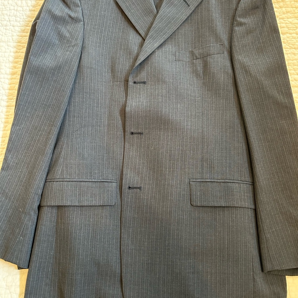 Tommy Hilfiger Gray Suit with Subtle Pinstripes